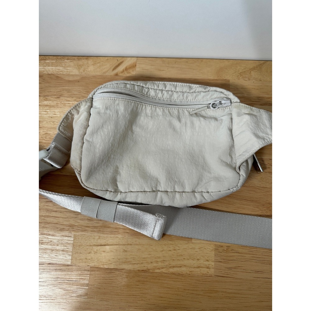 Lululemon Everywhere Belt Bag 1L 2L White Recycled Nylon Fanny Pack Lot of 2 - Picture 10 of 14